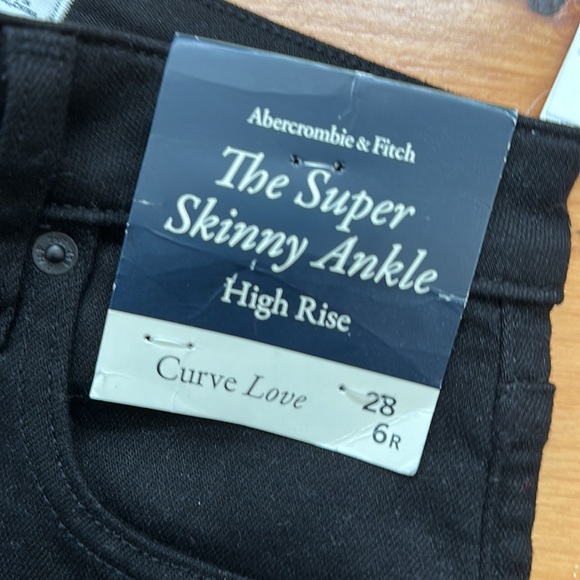 Abercrombie and Fitchburg super skinny jeans - Picture 2 of 3